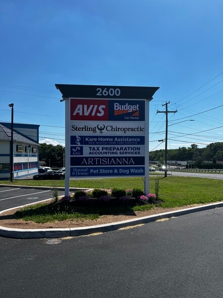 More Photos Of 2600 Berlin Tpke, Newington Storefront Retail Office For Lease