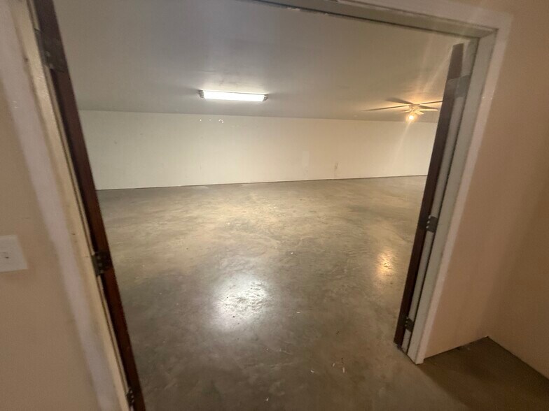 More Photos Of 320 Mill Creek Dr, Hull Religious Facility For Lease