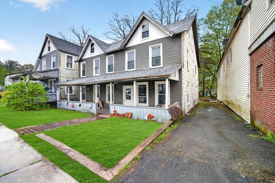 Primary Photo Of 16 Church St, Liberty Apartments For Sale