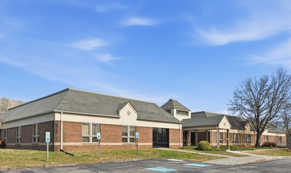 More Photos Of 3001 Lake Brook Blvd, Knoxville Office For Sale