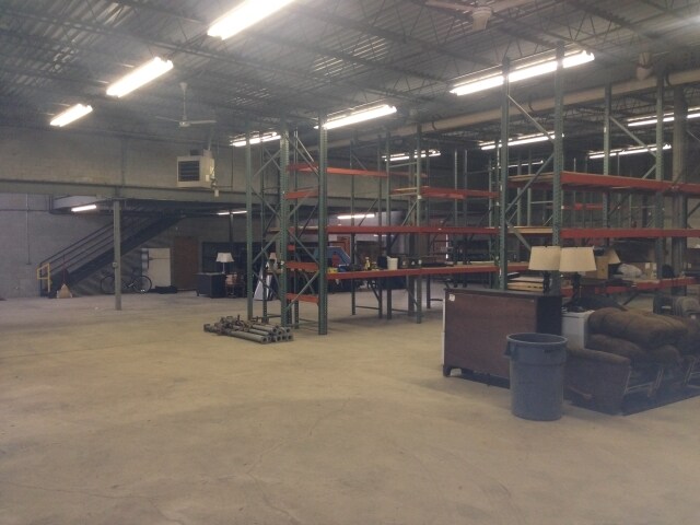 More Photos Of 570 Oakwood Rd, Lake Zurich Light Distribution For Sale
