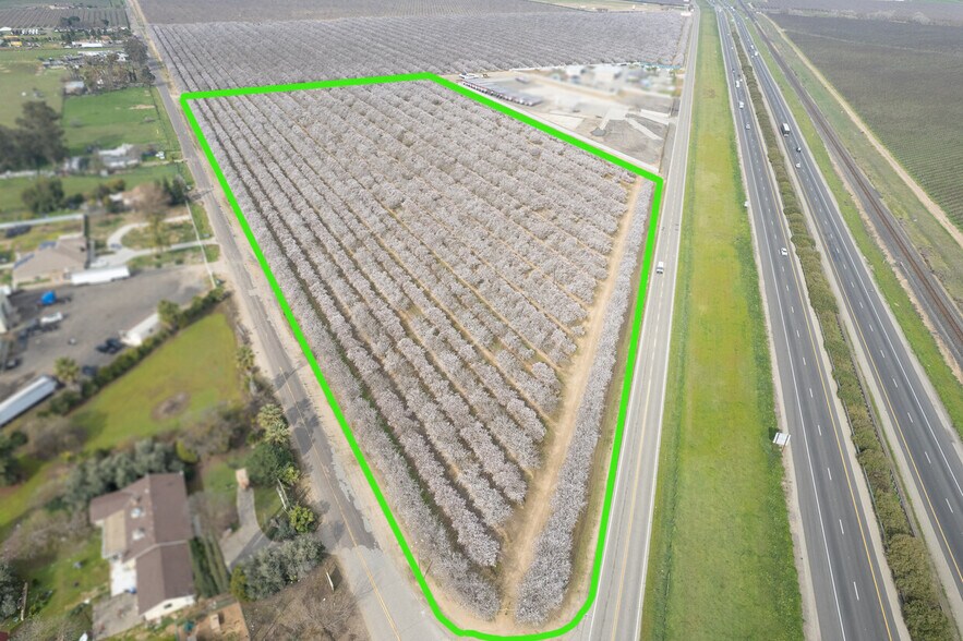 More Photos Of Golden State Hwy @ Rd 22, Madera Land For Sale