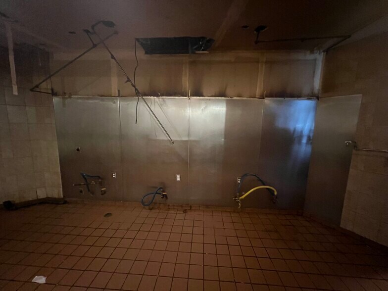 More Photos Of 215 Don Knotts Blvd, Morgantown Office For Lease