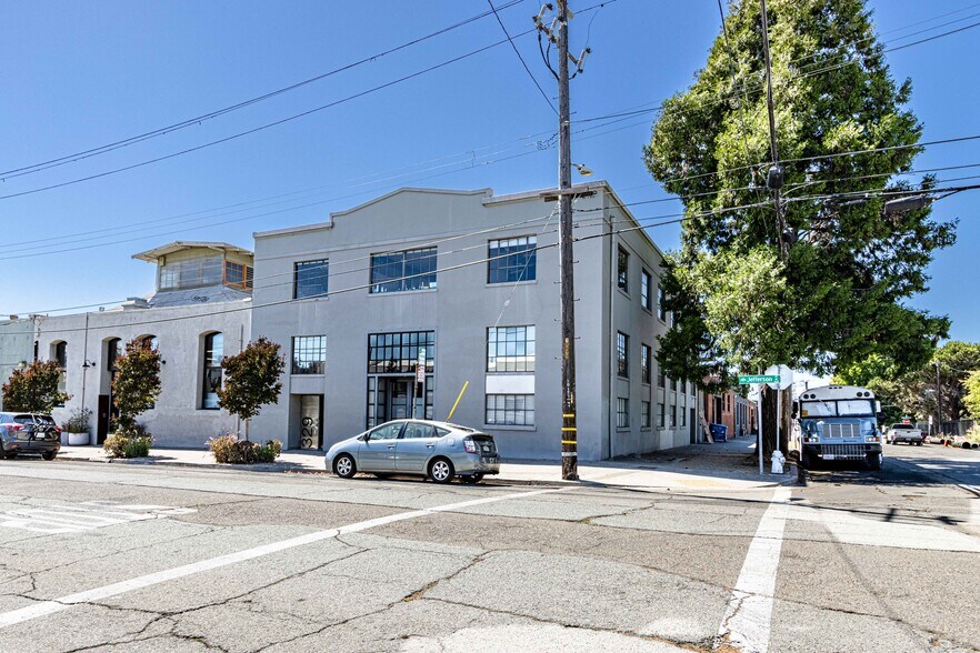 More Photos Of 329-331 Jefferson St, Oakland Office For Lease