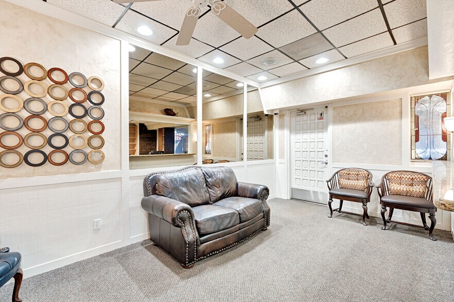 More Photos Of 5777 N Fresno St, Fresno Medical For Sale