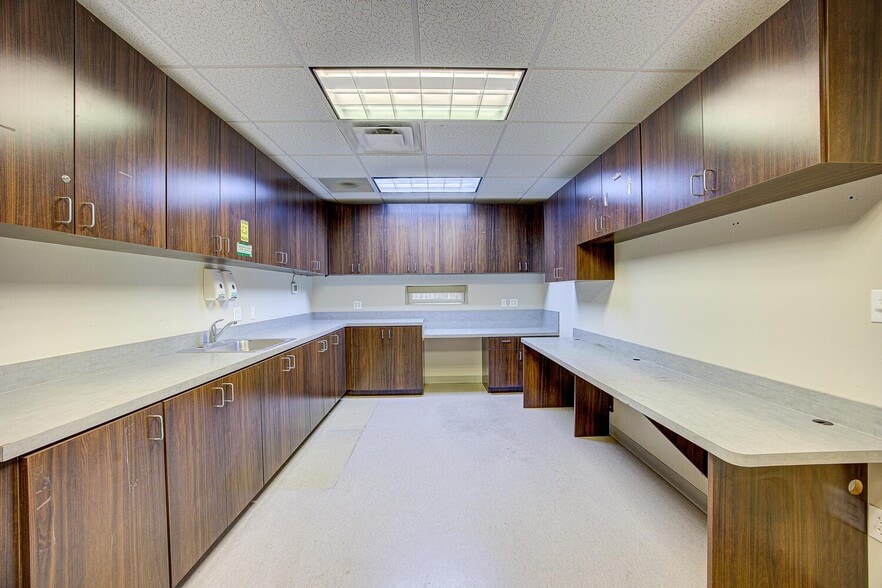 More Photos Of 311 S Highway 183, Leander Medical For Sale