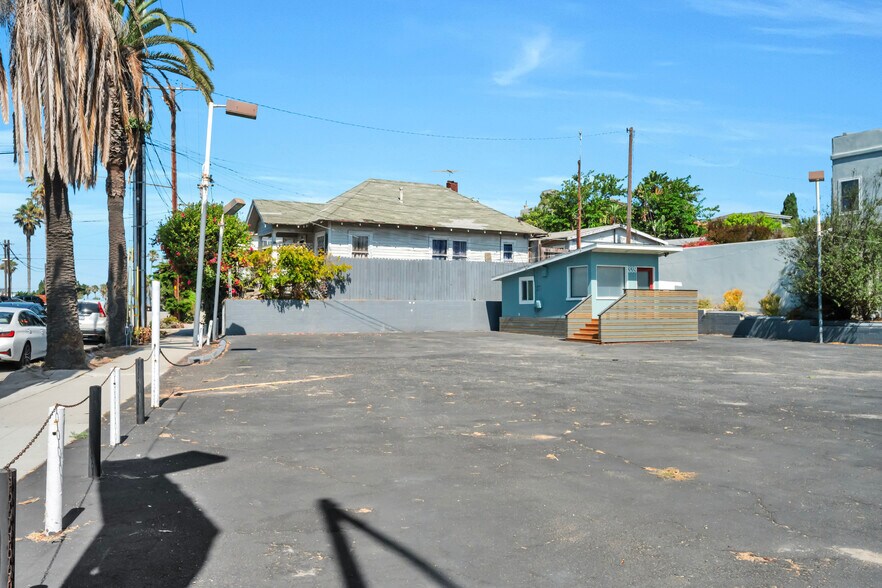 More Photos Of 339 S Pacific Coast Hwy, Redondo Beach Specialty For Lease