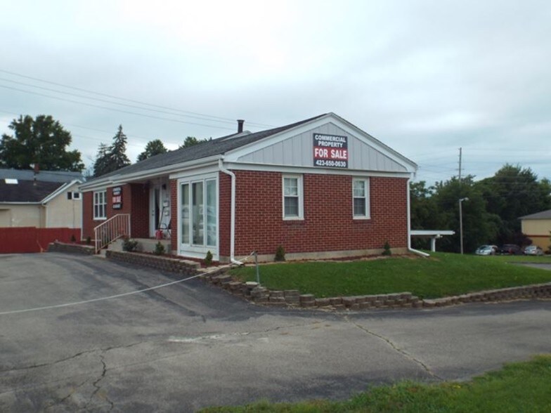 More Photos Of 1111 N Main St, Bellefontaine Office For Sale