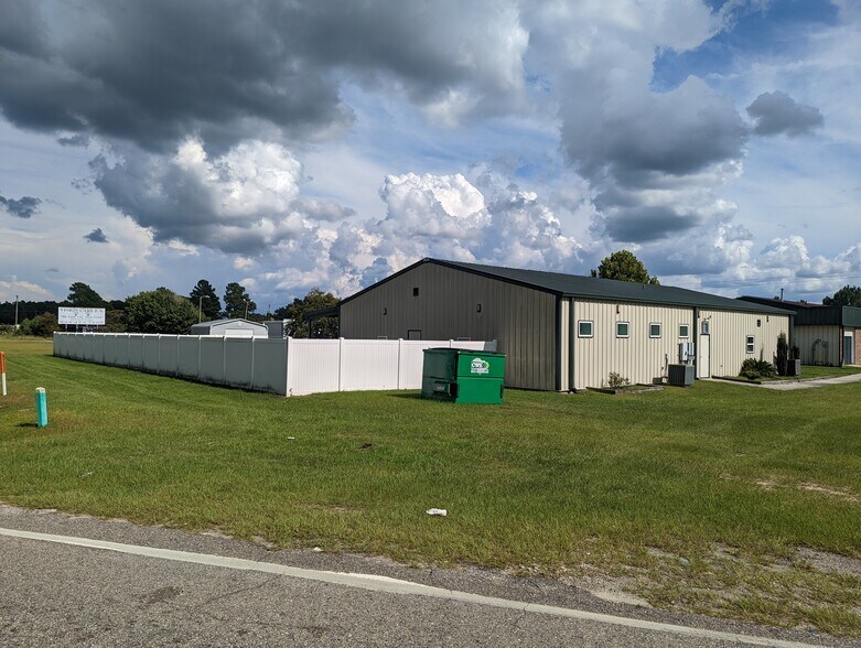 More Photos Of 2608 E Highway 76, Marion General Retail For Sale