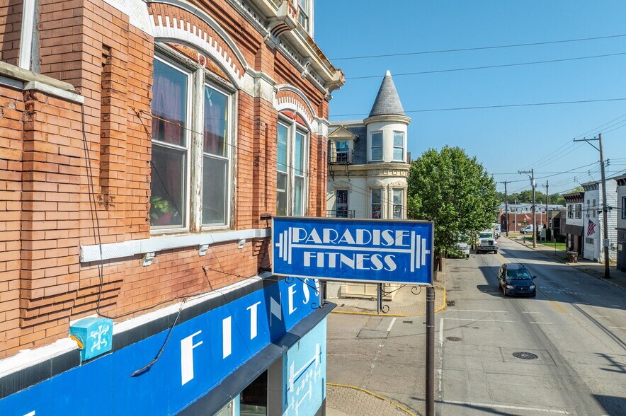 More Photos Of 6017-6019 Vine St, Cincinnati General Retail For Sale