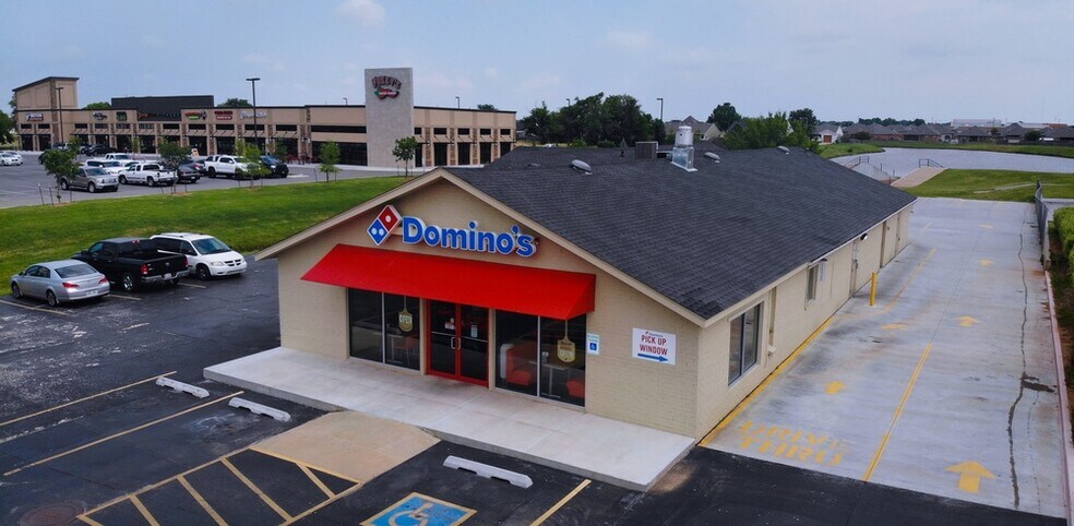 More Photos Of 819 SW 19th St, Oklahoma City General Retail For Lease