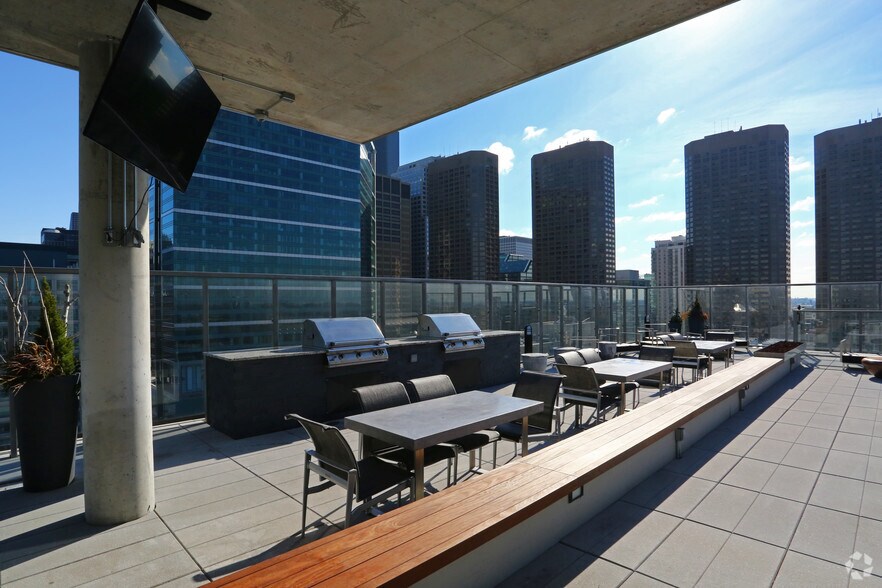 More Photos Of 123 N Desplaines St, Chicago Apartments For Lease