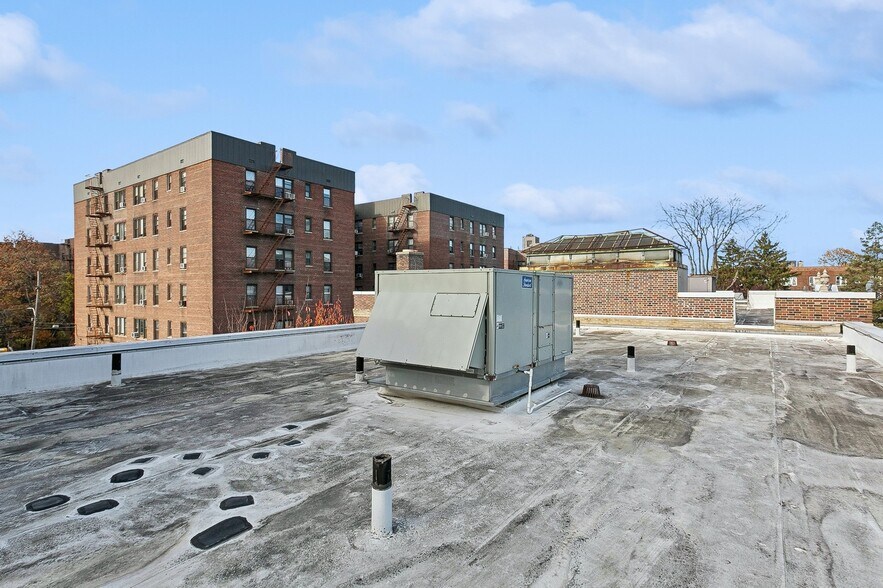 More Photos Of 3 Lehman Ter, Yonkers Congregate Senior Housing For Sale