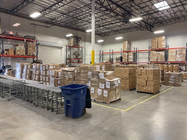 More Photos Of 3940 E Craig Rd, North Las Vegas Warehouse For Lease