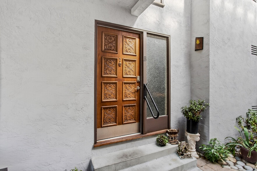 More Photos Of 43232 Starr St, Fremont Multifamily For Sale