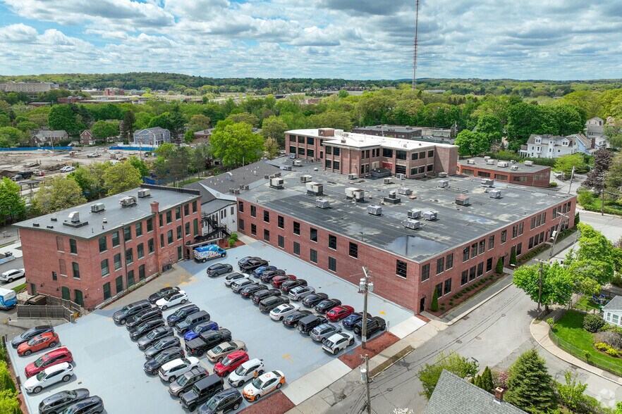 More Photos Of 1234 Chestnut St, Newton Office For Lease