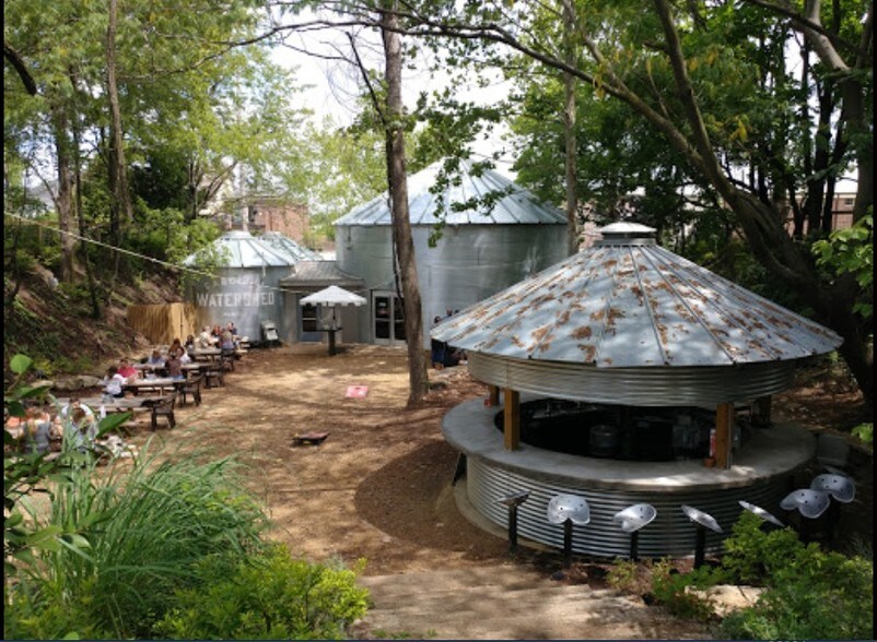 More Photos Of 141 E Carolina Ave, Memphis Restaurant For Sale