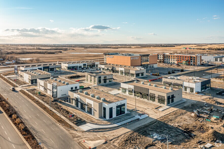 More Photos Of 1115 St Albert Trl, St. Albert General Retail For Sale