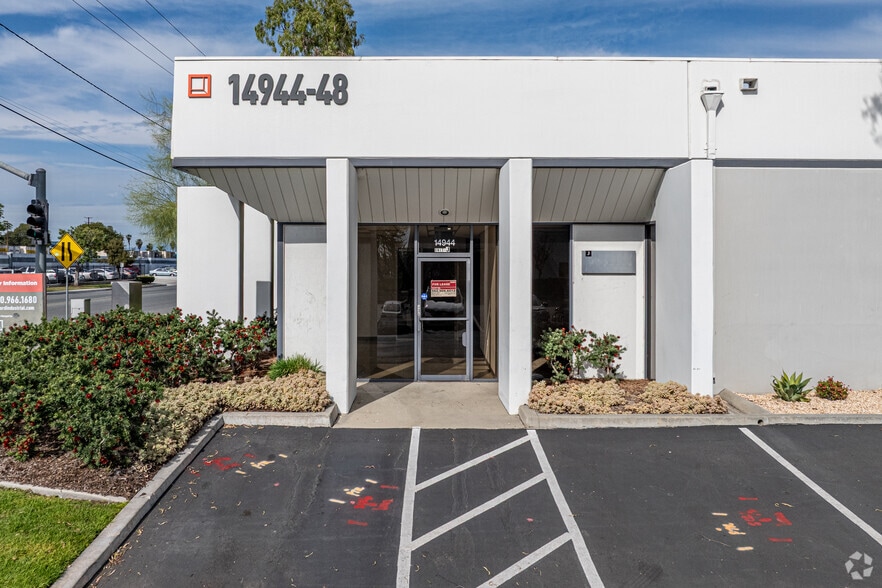 More Photos Of 14944 Shoemaker Ave, Santa Fe Springs Unknown For Lease