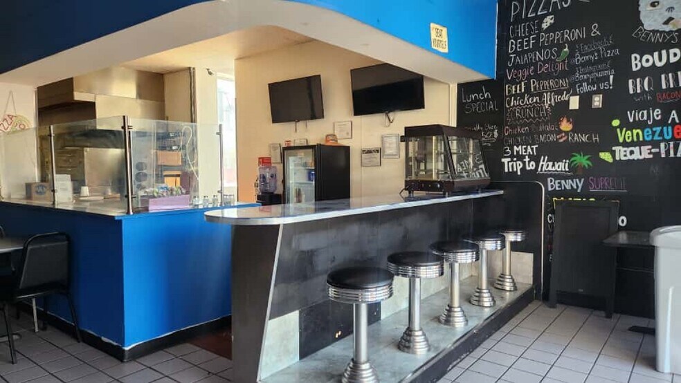 More Photos Of 23255 Kingsland Blvd, Katy Restaurant For Lease