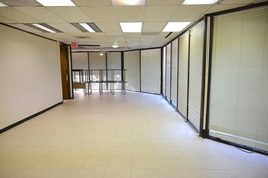 More Photos Of 14423 Cornerstone Village Dr, Houston Medical For Sale