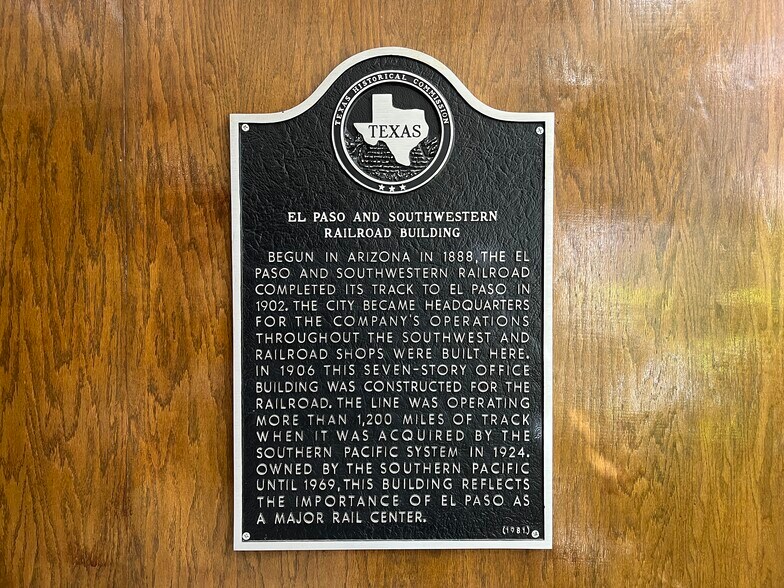 More Photos Of 416 N Stanton St, El Paso Office For Lease