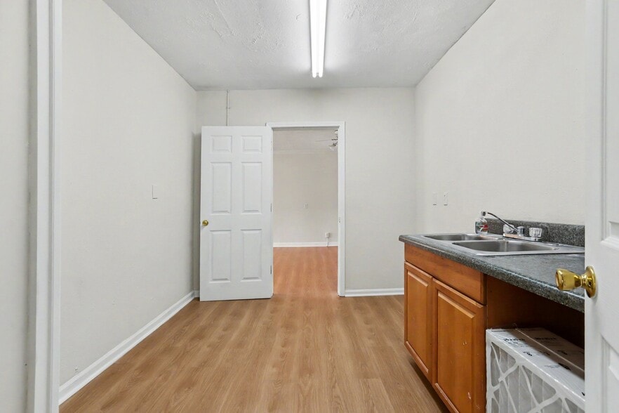 More Photos Of 5084 Lavista Rd, Tucker Office For Sale