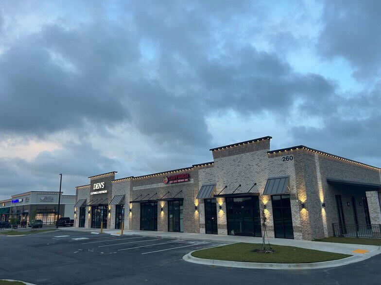 Primary Photo Of 260 Tanger Outlets Blvd, Pooler Storefront For Lease