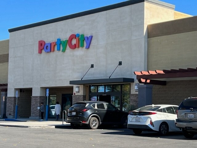 More Photos Of 44410-44580 Valley Central Way, Lancaster Unknown For Sale