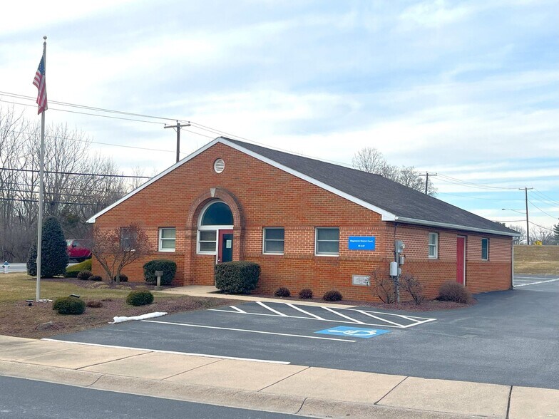 Primary Photo Of 2 Cardinal Dr, Stevens Office For Lease