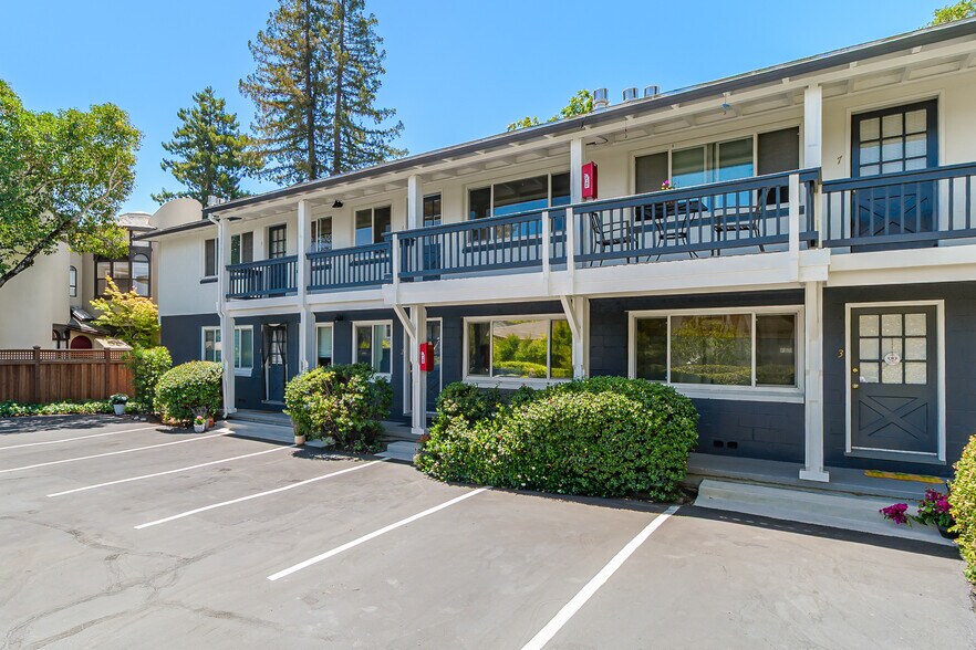 More Photos Of 15 San Rafael Ave, San Anselmo Apartments For Sale