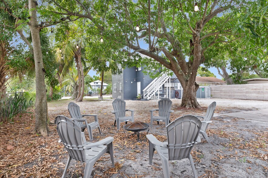 More Photos Of 314 S Federal Hwy, Lake Worth Beach Apartments For Sale