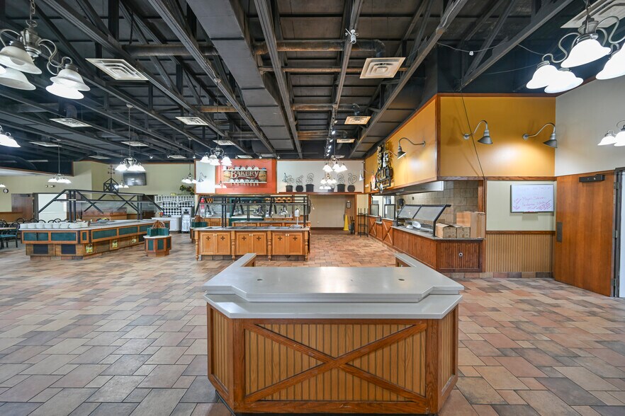 More Photos Of 2508 W 7th Ave, Corsicana Restaurant For Lease