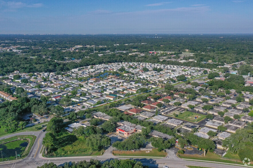 More Photos Of 1450 Skipper Rd, Lutz Unknown For Lease