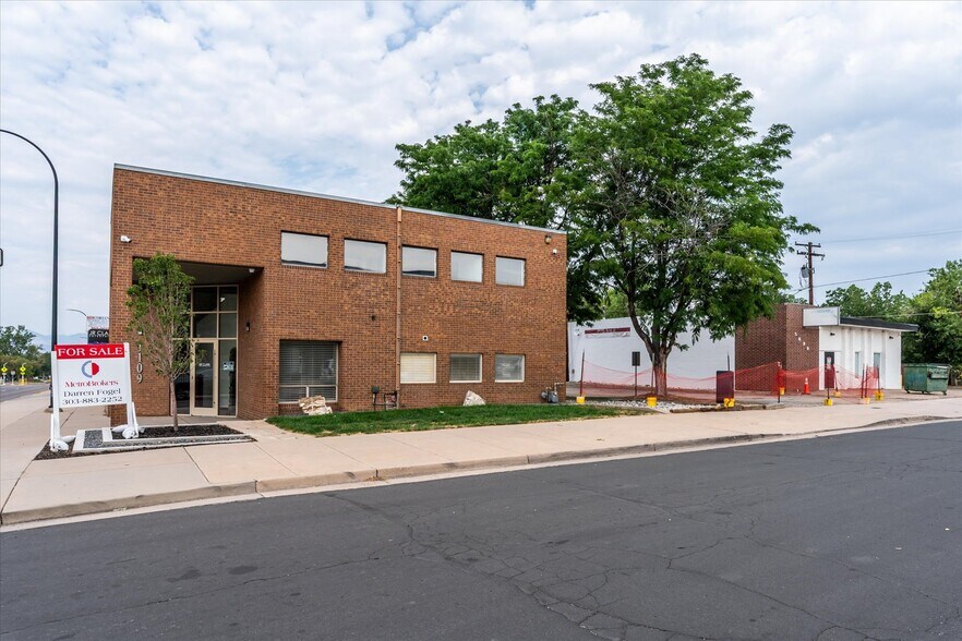 More Photos Of 1109 W Littleton Blvd, Littleton Office For Sale