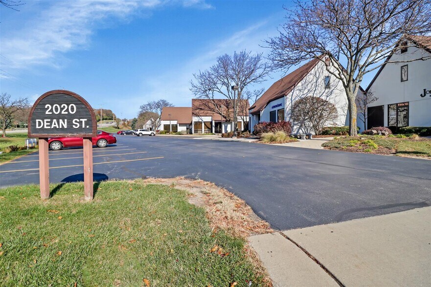 More Photos Of 2020 Dean St, St Charles Office For Lease