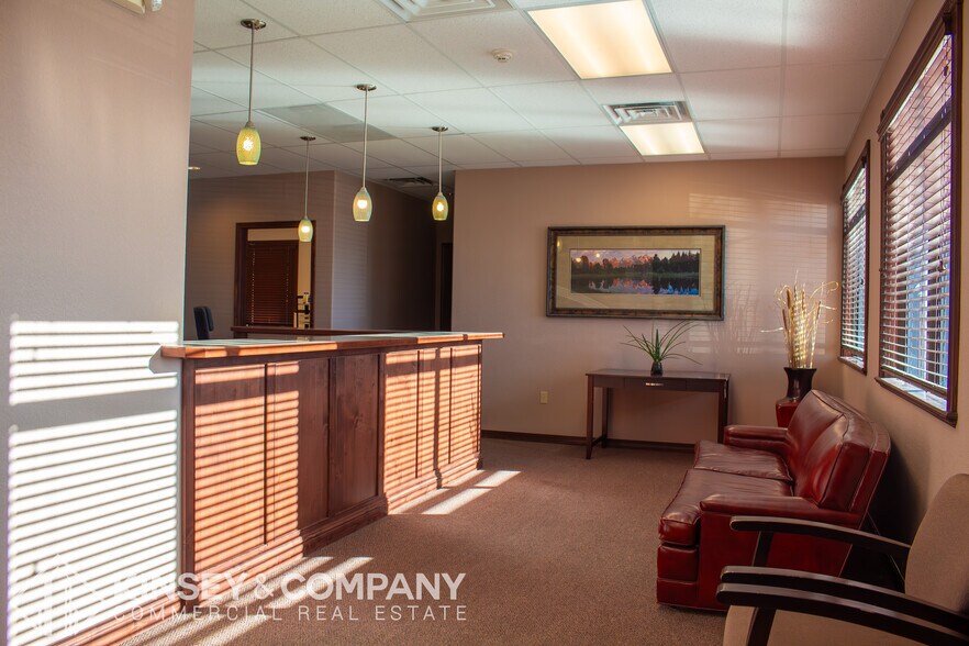 More Photos Of 3210 E Woodmen Rd, Colorado Springs Medical For Sale
