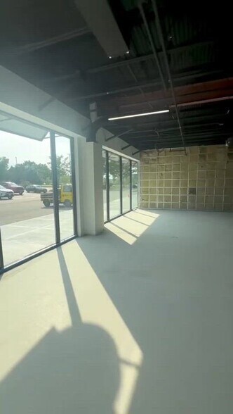 Primary Photo Of 118 Turnpike Rd, Southborough Office For Lease