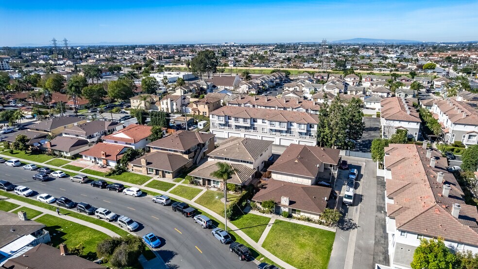 More Photos Of 13561 Arizona St, Westminster Apartments For Sale