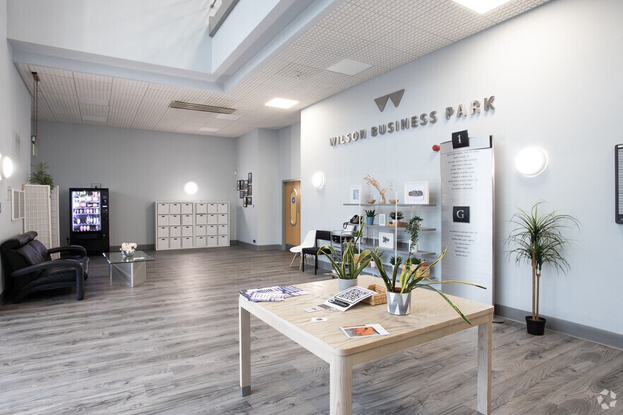 More Photos Of 1 Queen Elizabeth Av, Glasgow Office Residential For Lease