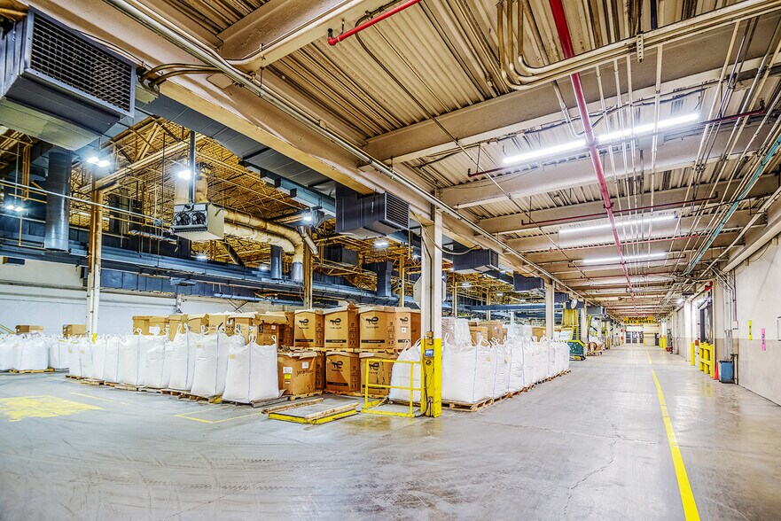 More Photos Of 41501 Wolverine Rd, Shawnee Manufacturing For Sale