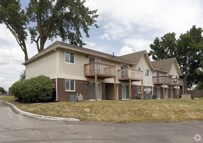 More Photos Of , Indianapolis General Retail For Sale