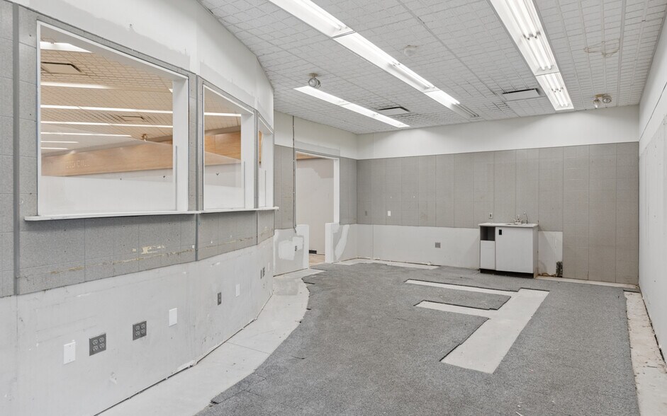 More Photos Of 210 Mcmurry Blvd, Hartsville Freestanding For Lease
