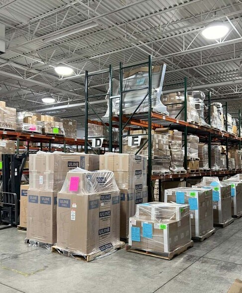 More Photos Of 8037 Bavaria Rd, Twinsburg Warehouse For Lease