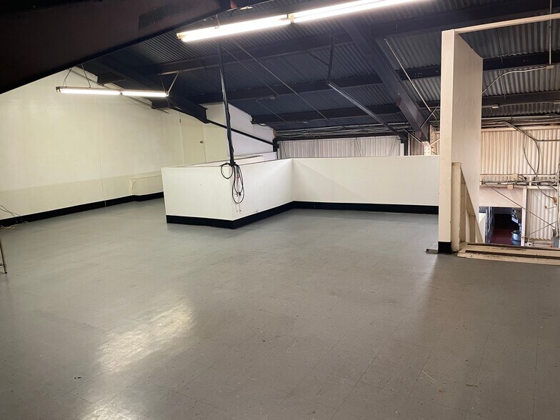 More Photos Of 3380 S Robertson Blvd, Los Angeles Restaurant For Lease