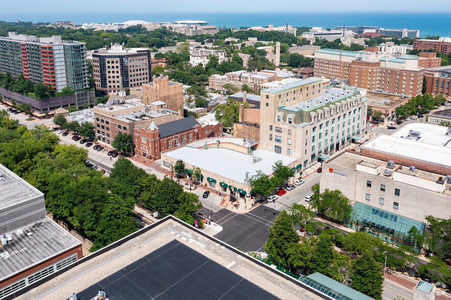 More Photos Of 1709 Benson Ave, Evanston Storefront For Lease