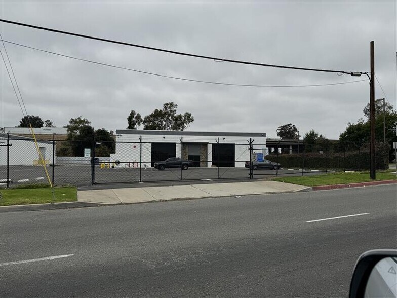 More Photos Of 8731 & 8741 Pioneer Blvd, Santa Fe Springs Warehouse For Lease