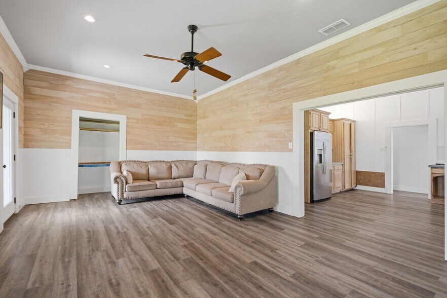 More Photos Of 1421 Airport Rd, Sulphur Springs Land For Sale