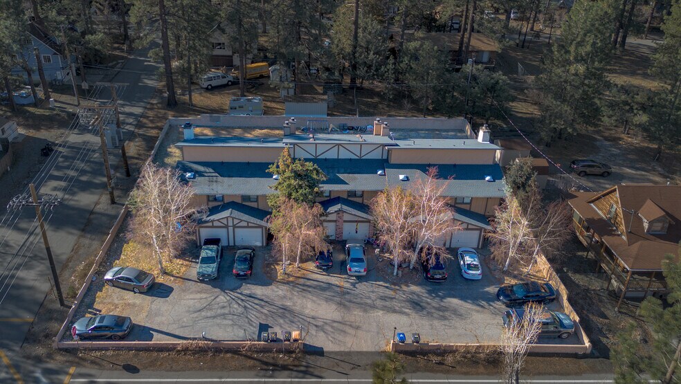 More Photos Of 1111 Apple Ave, Wrightwood Apartments For Sale