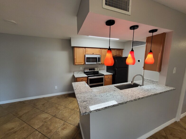 More Photos Of , Houston Multifamily For Sale